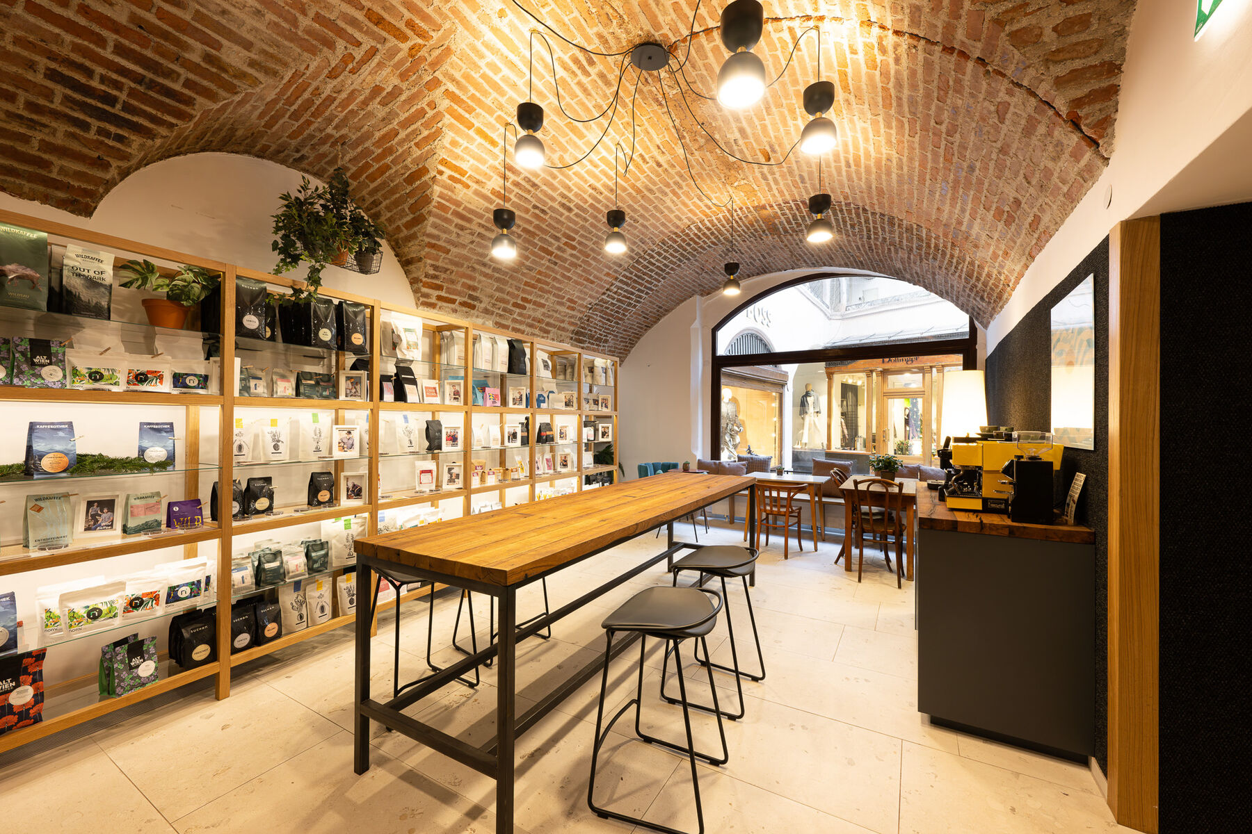 kaffeeothek / salzburg / shop, cafe / eröffnung-3