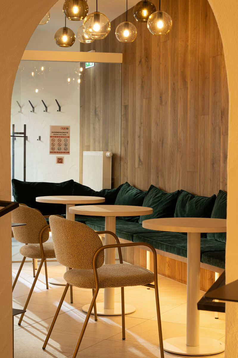 unique / Bad hofgastein / cafe / eröffnung-5